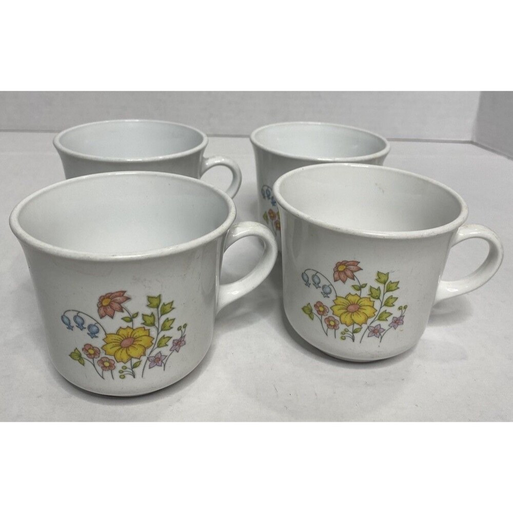 Corning Ware Corelle Spring Meadow Pattern Coffee/Tea Cups Set of 4
